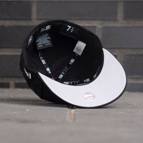 New Era 59Fifty San Francisco Giants Swirl Fitted Hat Black Orange Bandana 7 3/8 - Picture 3 of 14